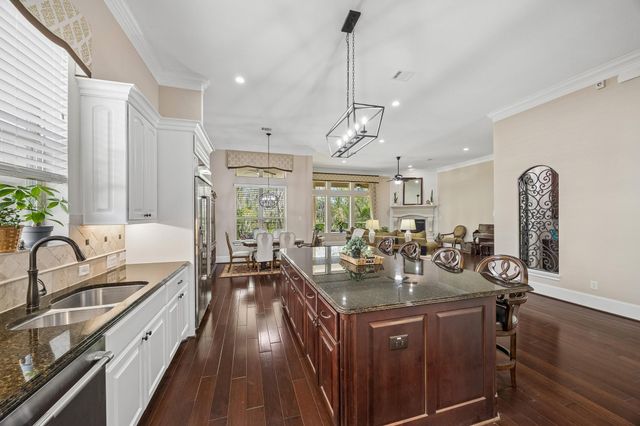 2322 Red Fox Drive, Missouri City, TX 77459