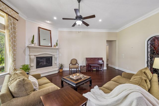 2322 Red Fox Drive, Missouri City, TX 77459