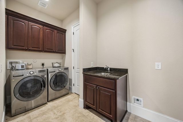 2322 Red Fox Drive, Missouri City, TX 77459