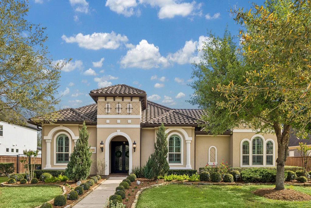 2322 Red Fox Drive, Missouri City, TX 77459