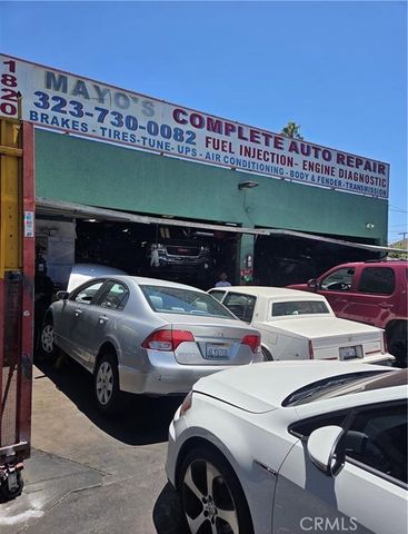 1820 W Adams, Los Angeles, CA 90018