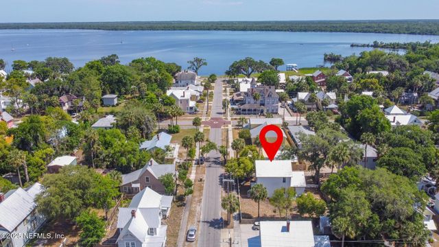 215 DODGE Street, Palatka, FL 32177