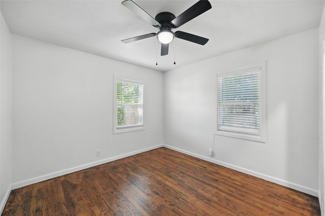 1205 Hamsted Street, Fort Worth, TX 76115