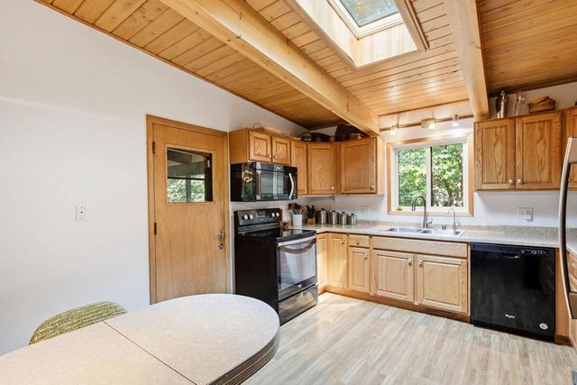 117 Alden Drive, Madison, WI 53705