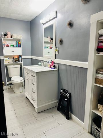 2616 Crown Place NW, Canton, OH 44708