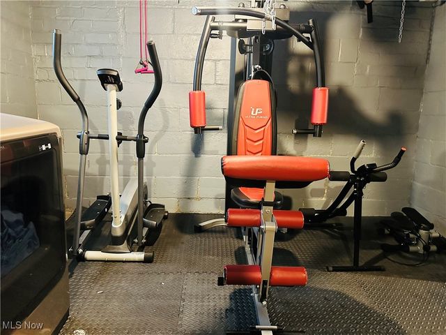 2616 Crown Place NW, Canton, OH 44708