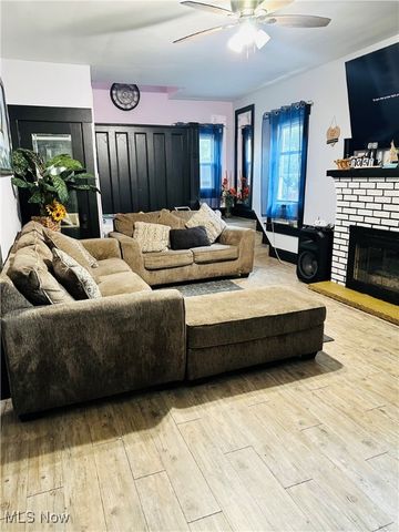 2616 Crown Place NW, Canton, OH 44708