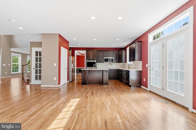 2114 JELLICO CT, Woodbridge, VA 22191