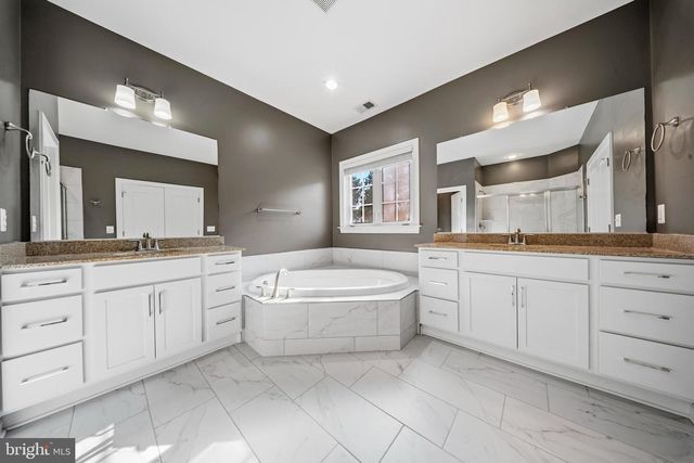 2114 JELLICO CT, Woodbridge, VA 22191