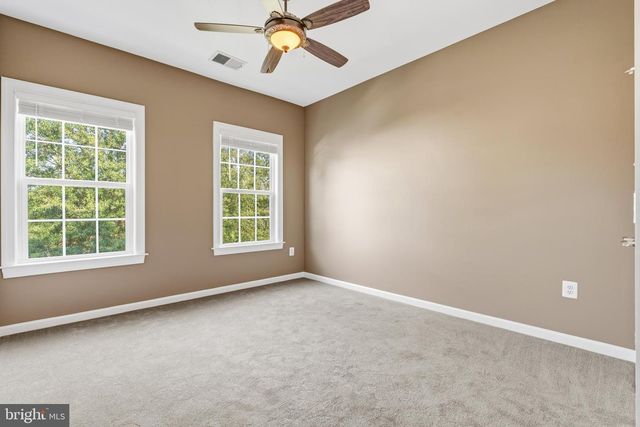 2114 JELLICO CT, Woodbridge, VA 22191