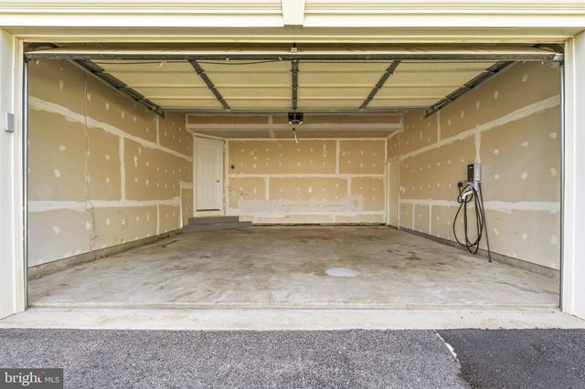 2114 JELLICO CT, Woodbridge, VA 22191