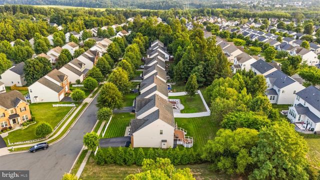 2114 JELLICO CT, Woodbridge, VA 22191