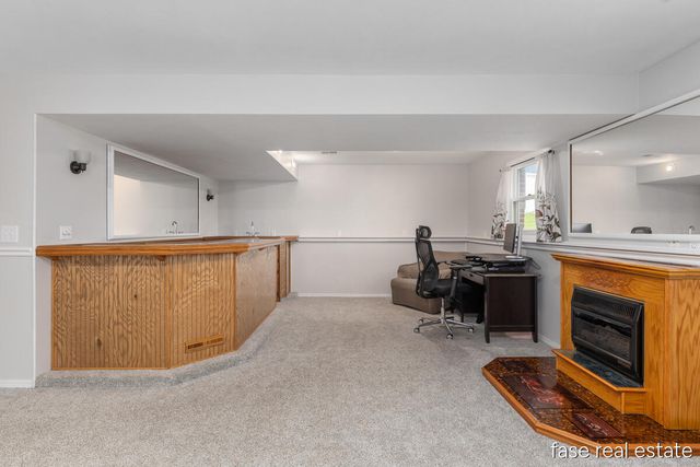 320 Maizie Lane, Sparta Vllg, MI 49345
