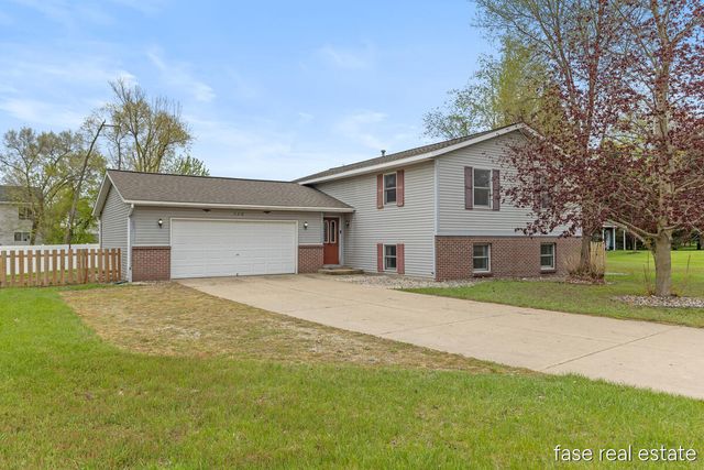 320 Maizie Lane, Sparta Vllg, MI 49345