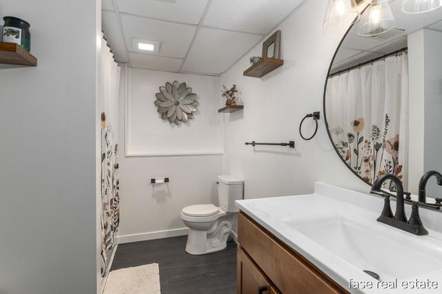 320 Maizie Lane, Sparta Vllg, MI 49345