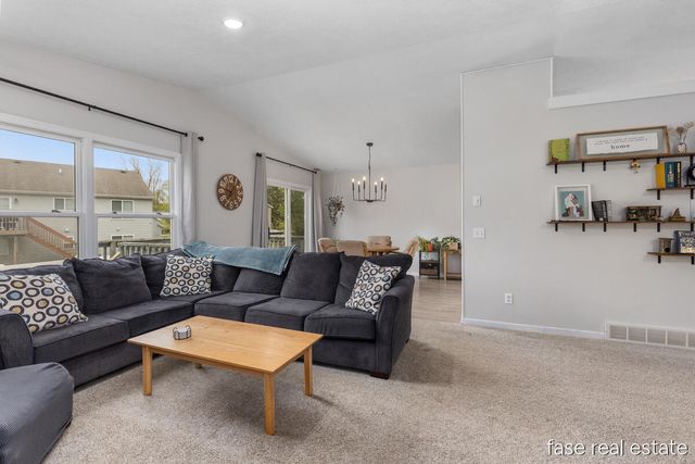 320 Maizie Lane, Sparta Vllg, MI 49345