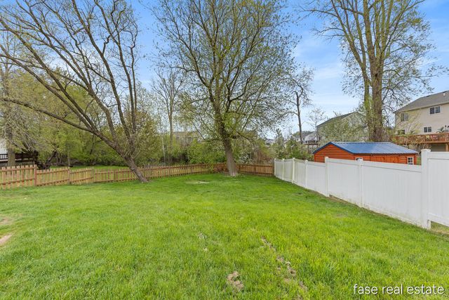 320 Maizie Lane, Sparta Vllg, MI 49345