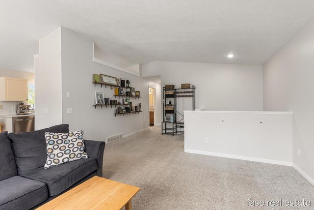 320 Maizie Lane, Sparta Vllg, MI 49345