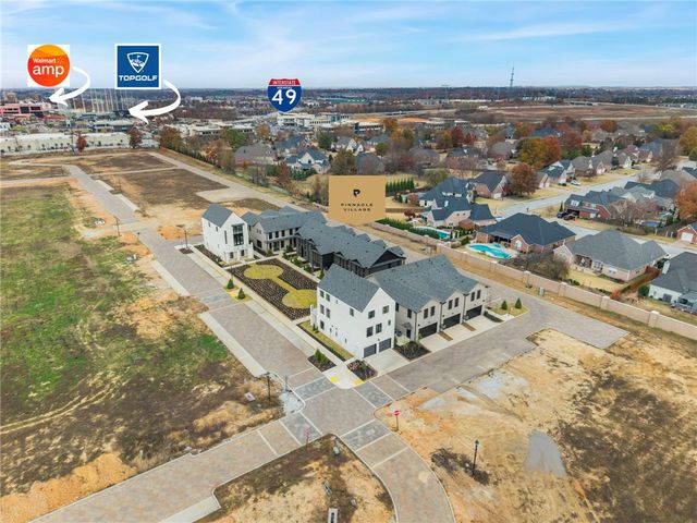 4625 S 47th Street, Rogers, AR 72758