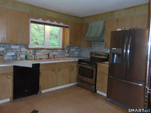101 Birchwood Street, Waterbury, CT 06708