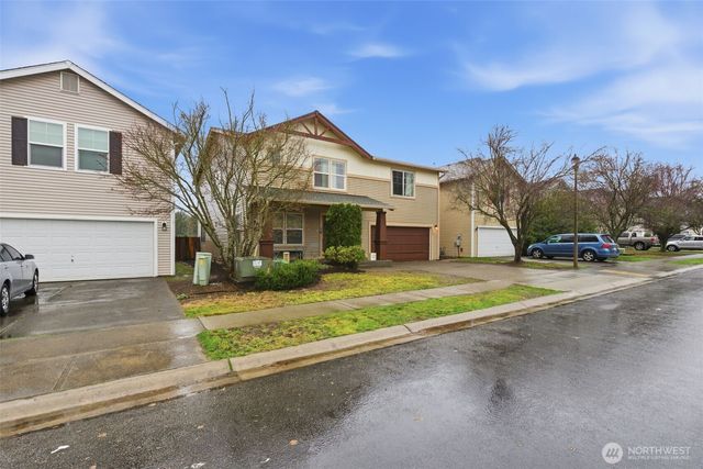 18708 94th Avenue Ct E, Puyallup, WA 98375