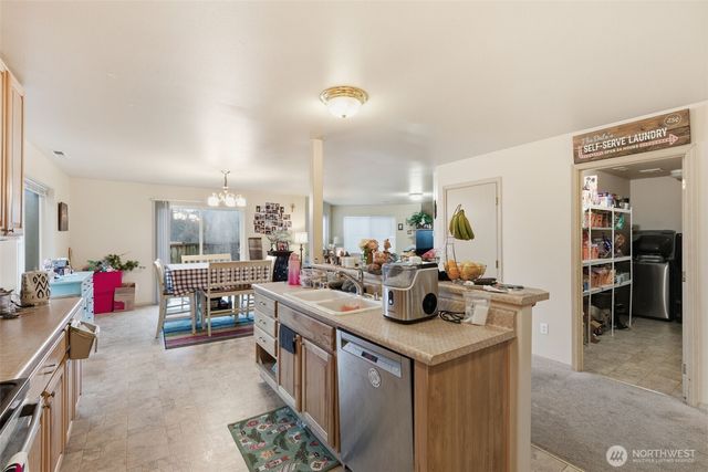 18708 94th Avenue Ct E, Puyallup, WA 98375