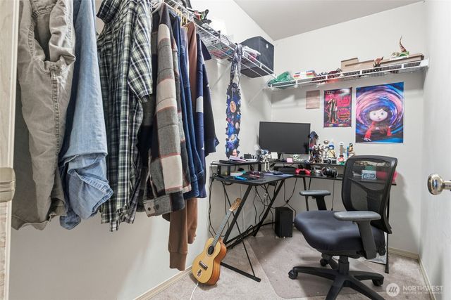 18708 94th Avenue Ct E, Puyallup, WA 98375