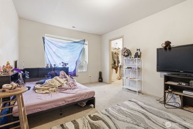 18708 94th Avenue Ct E, Puyallup, WA 98375