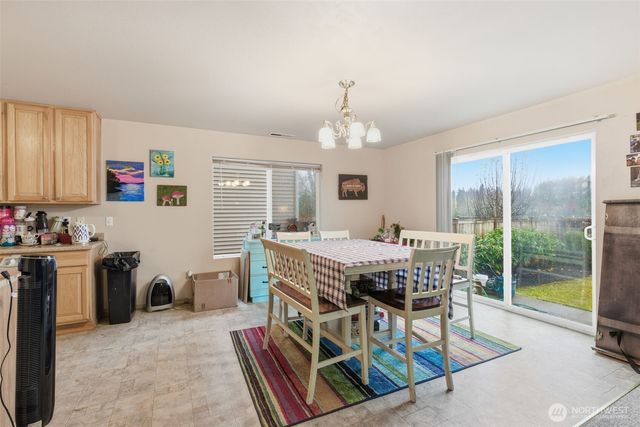 18708 94th Avenue Ct E, Puyallup, WA 98375