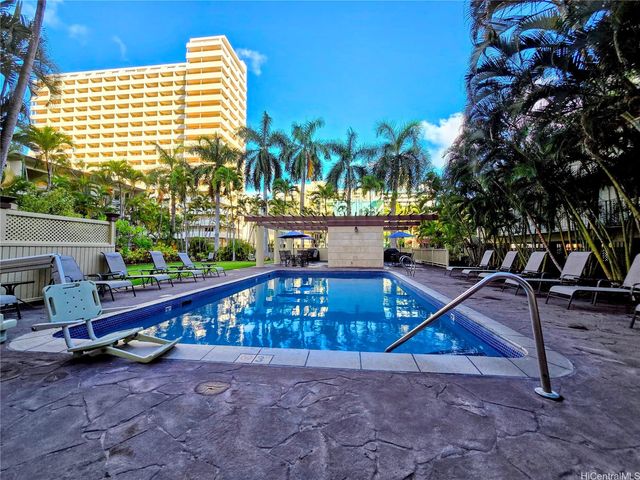440 Olohana Street 1711, Honolulu, HI 96815