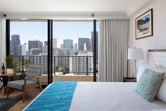 440 Olohana Street 1711, Honolulu, HI 96815