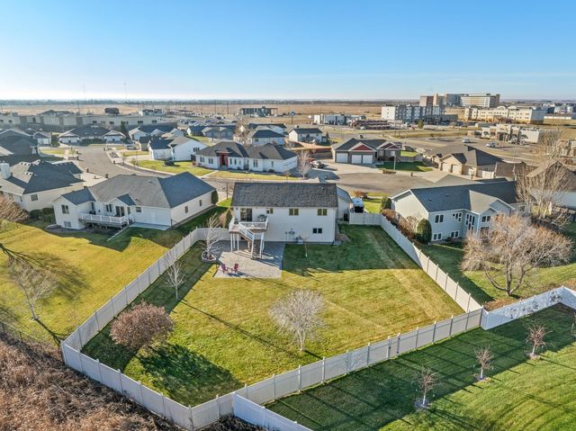 3409 15th Street SW, Minot, ND 58701