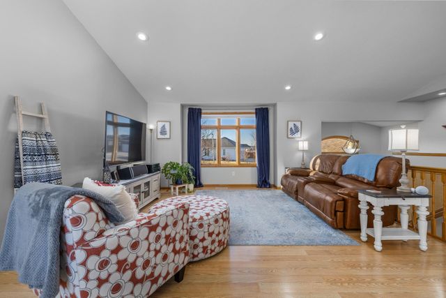 3409 15th Street SW, Minot, ND 58701