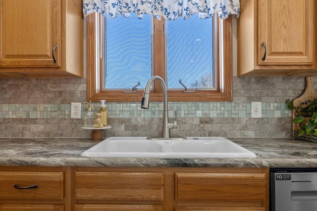 3409 15th Street SW, Minot, ND 58701