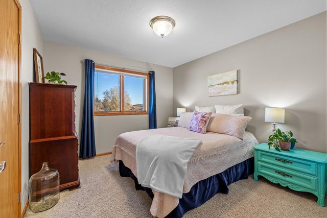 3409 15th Street SW, Minot, ND 58701