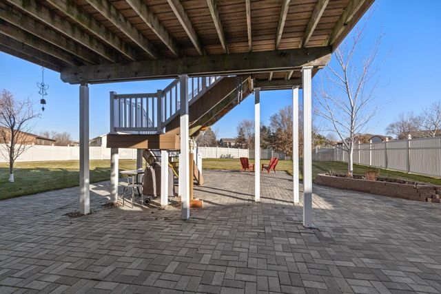 3409 15th Street SW, Minot, ND 58701