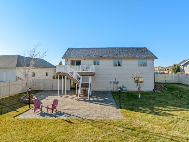 3409 15th Street SW, Minot, ND 58701