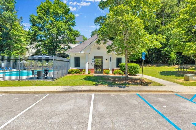 3992 Wrexham Drive, Snellville, GA 30039