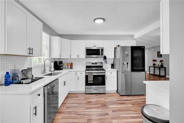 3992 Wrexham Drive, Snellville, GA 30039