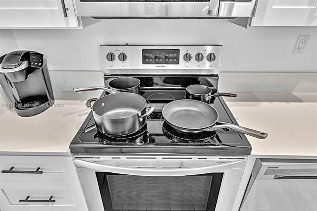 940 Michigan Ave 10, Miami Beach, FL 33139