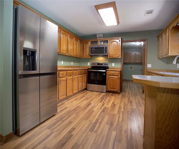 190 Richland Circle, Russellville, AR 72802