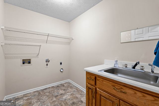 275 Evans Way, Fayetteville, GA 30215