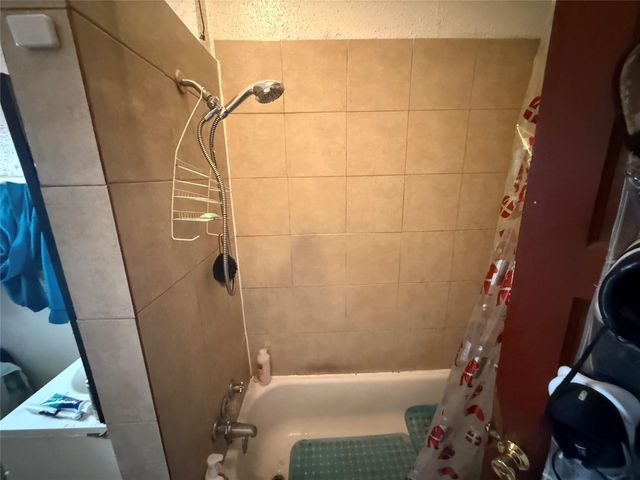 6723 Avenue P, Houston, TX 77011