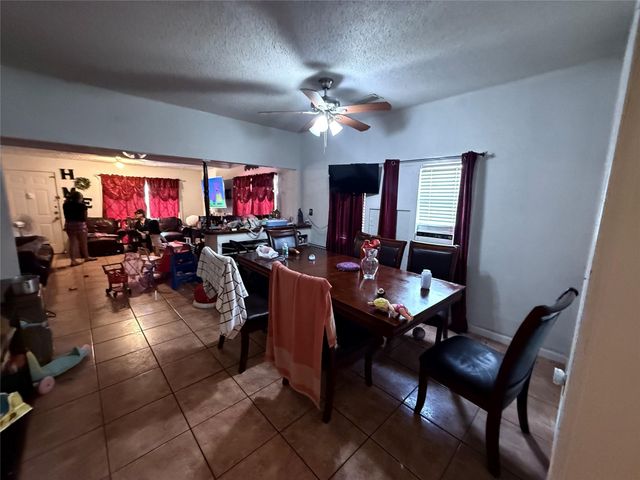 6723 Avenue P, Houston, TX 77011