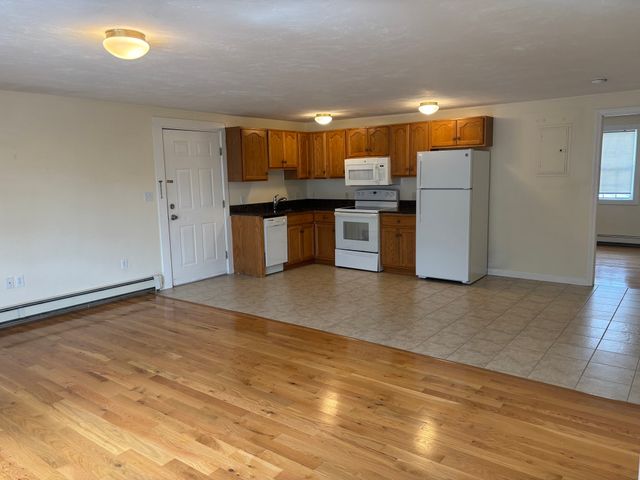 1282 Commercial St 3, Weymouth, MA 02189
