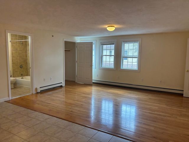 1282 Commercial St 3, Weymouth, MA 02189