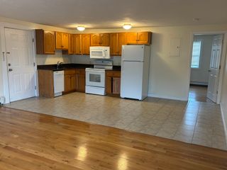 1282 Commercial St 3, Weymouth, MA 02189