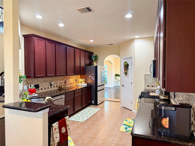 24245 Burks Trail Drive, Porter, TX 77365