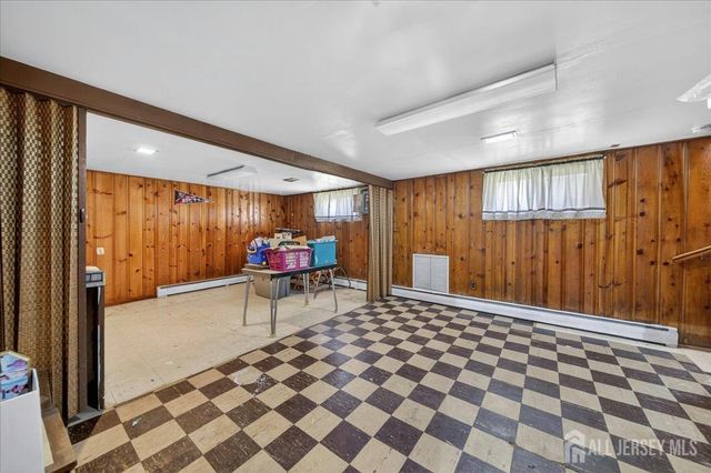 27 Concannon Drive, Fords, NJ 08863