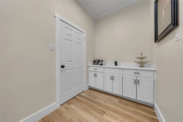945 Jennings Lane, Azle, TX 76020